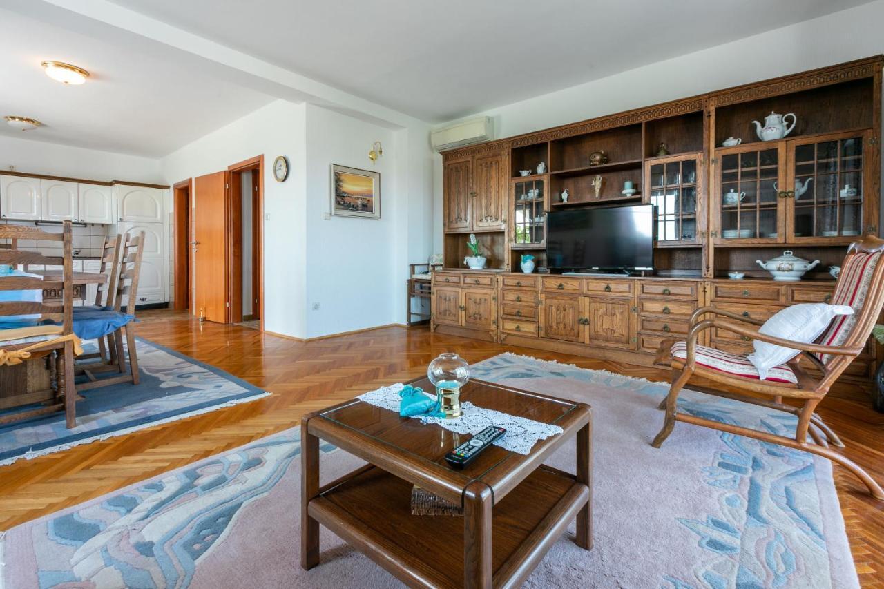Apartments Vila Antula Banjol Kültér fotó