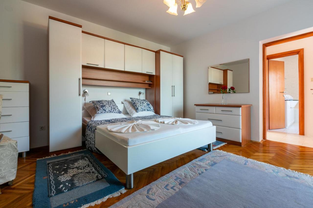 Apartments Vila Antula Banjol Kültér fotó