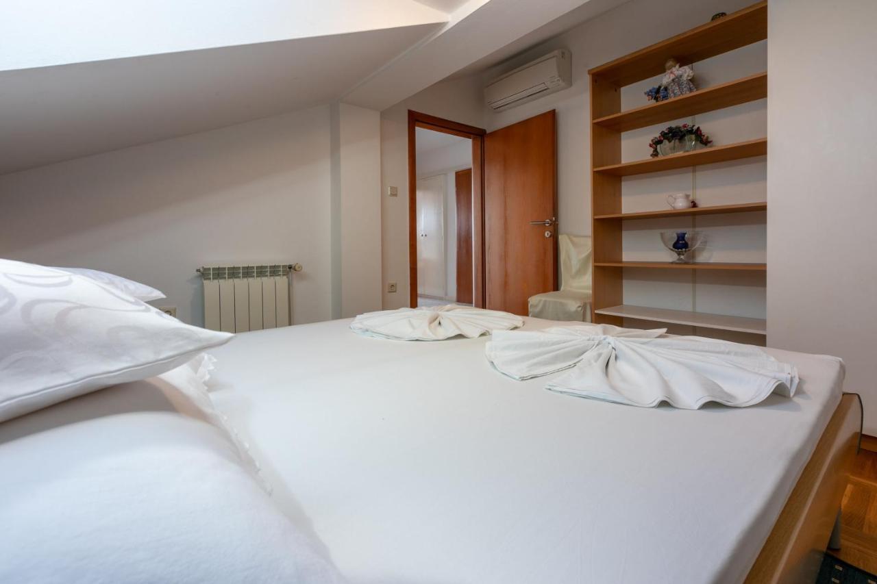 Apartments Vila Antula Banjol Kültér fotó