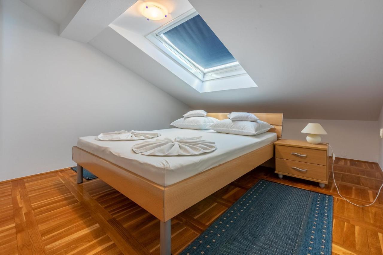 Apartments Vila Antula Banjol Kültér fotó