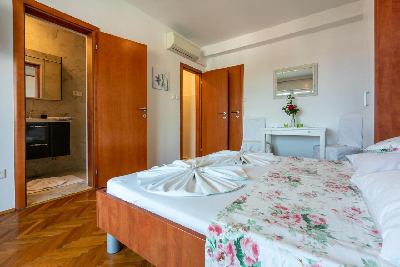 Apartments Vila Antula Banjol Kültér fotó