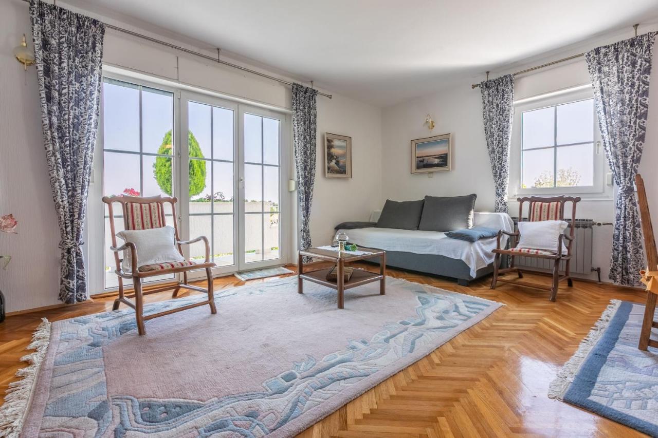 Apartments Vila Antula Banjol Kültér fotó